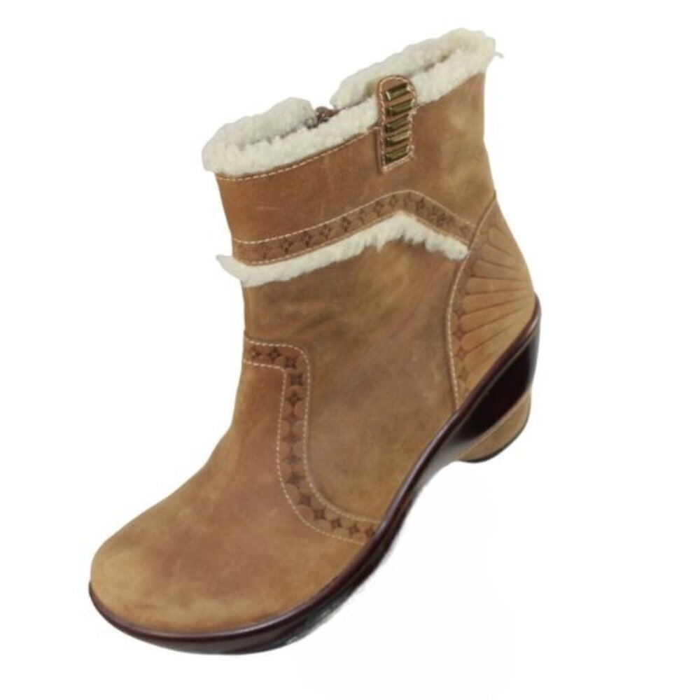Jambu Valencia Tribal Embossed Suede Sport Wedge Boots Size 11 - Picture 3 of 10